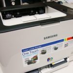 barvni laserski tiskalnik